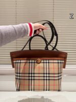 BURBERRY-BAGS - Image 5