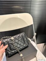CHANEL-BAGS - Image 6