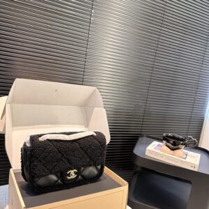 CHANEL-BAGS