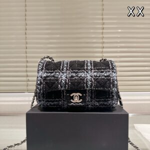 CHANEL-BAGS