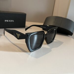 PRADA-GLASSES