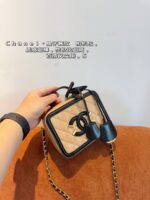 CHANEL-BAGS - Image 3