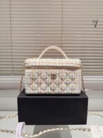 CHANEL-BAGS