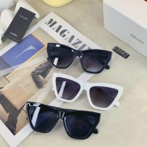 PRADA-GLASSES