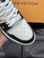 LOUIS VUITTON-SHOES - Image 5
