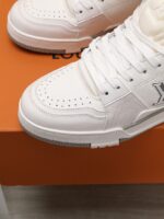 LOUIS VUITTON-SHOES - Image 7